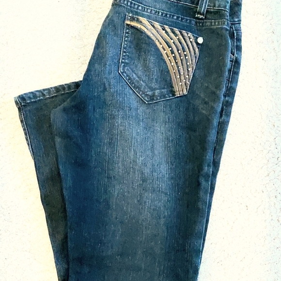 V Blue straight leg stretch rhinestone accent mid rise jean no distressing SZ 12 - Picture 1 of 12